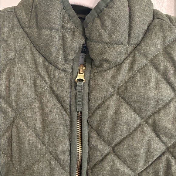 Old Navy Green Quilted Vest - Picture 3 of 5
